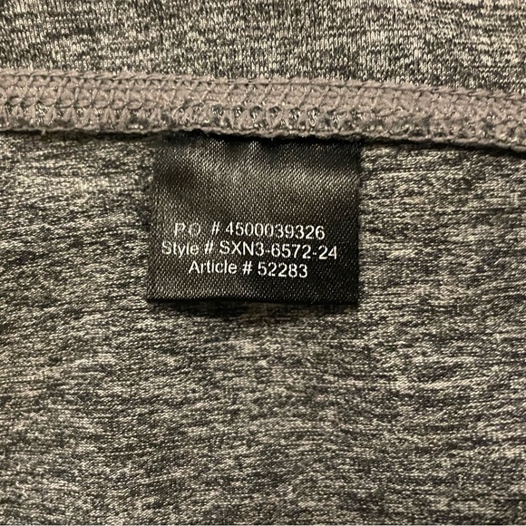 TNA xs charcoal leggings in great condition. - Picture 5 of 5